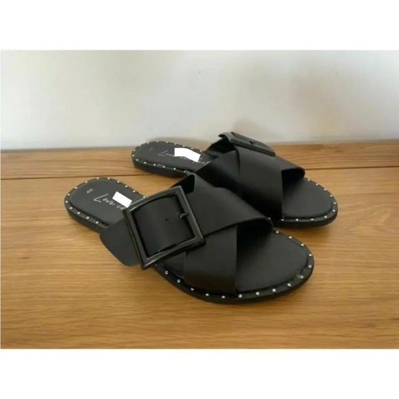 New Look Black Leather Cross-Strap Buckle Flat Sandals Sizes 3, 4, 5 - Picture 2 of 3